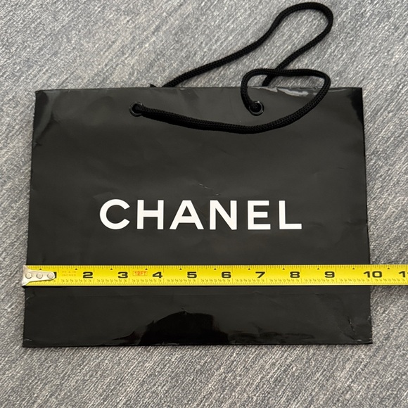 Chanel Black Gift Bag - Picture 3 of 4